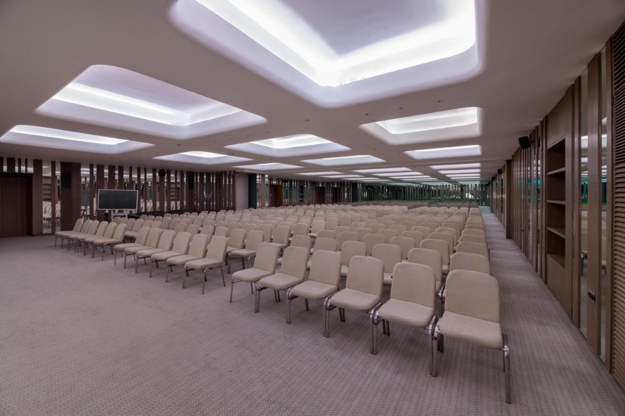 Wyndham Ahmedabad Shela Ξενοδοχείο Εξωτερικό φωτογραφία