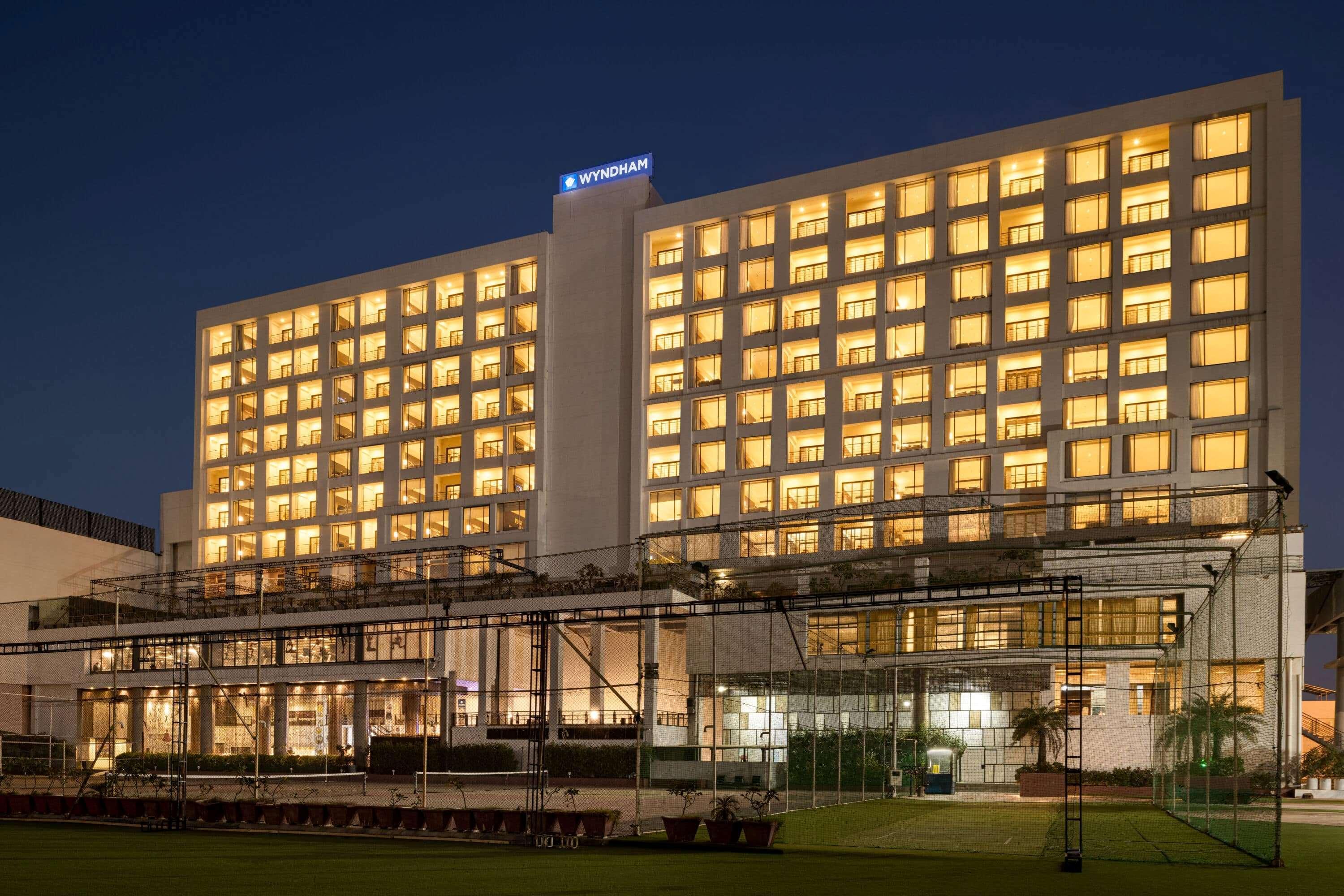 Wyndham Ahmedabad Shela Ξενοδοχείο Εξωτερικό φωτογραφία
