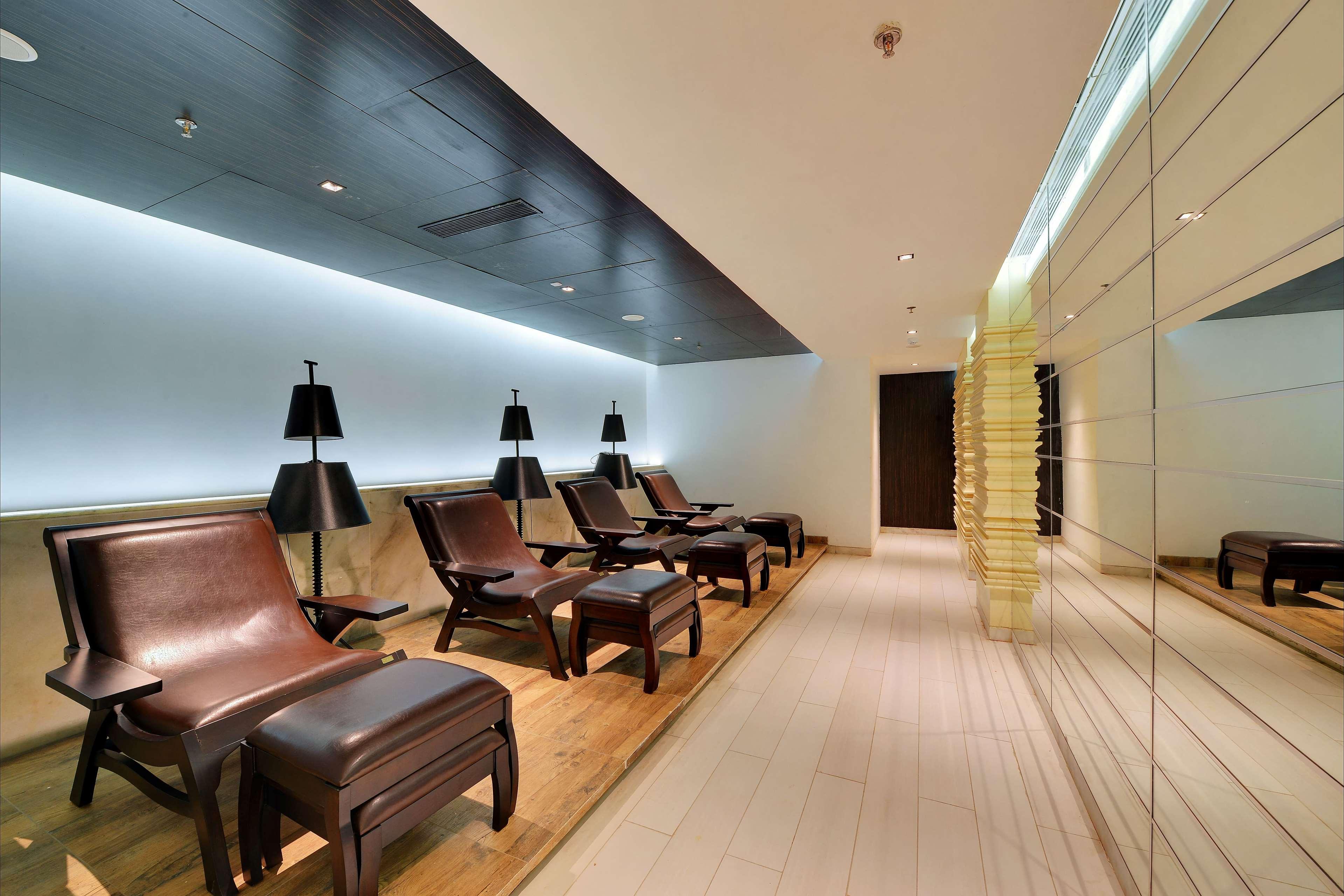 Wyndham Ahmedabad Shela Ξενοδοχείο Εξωτερικό φωτογραφία