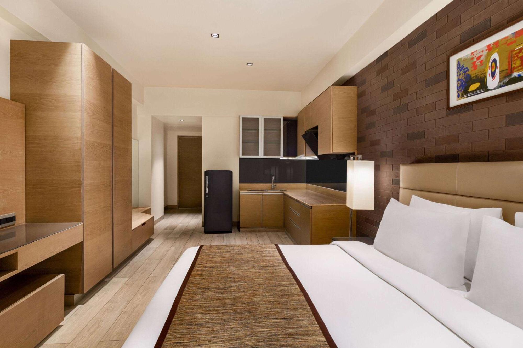 Wyndham Ahmedabad Shela Ξενοδοχείο Εξωτερικό φωτογραφία