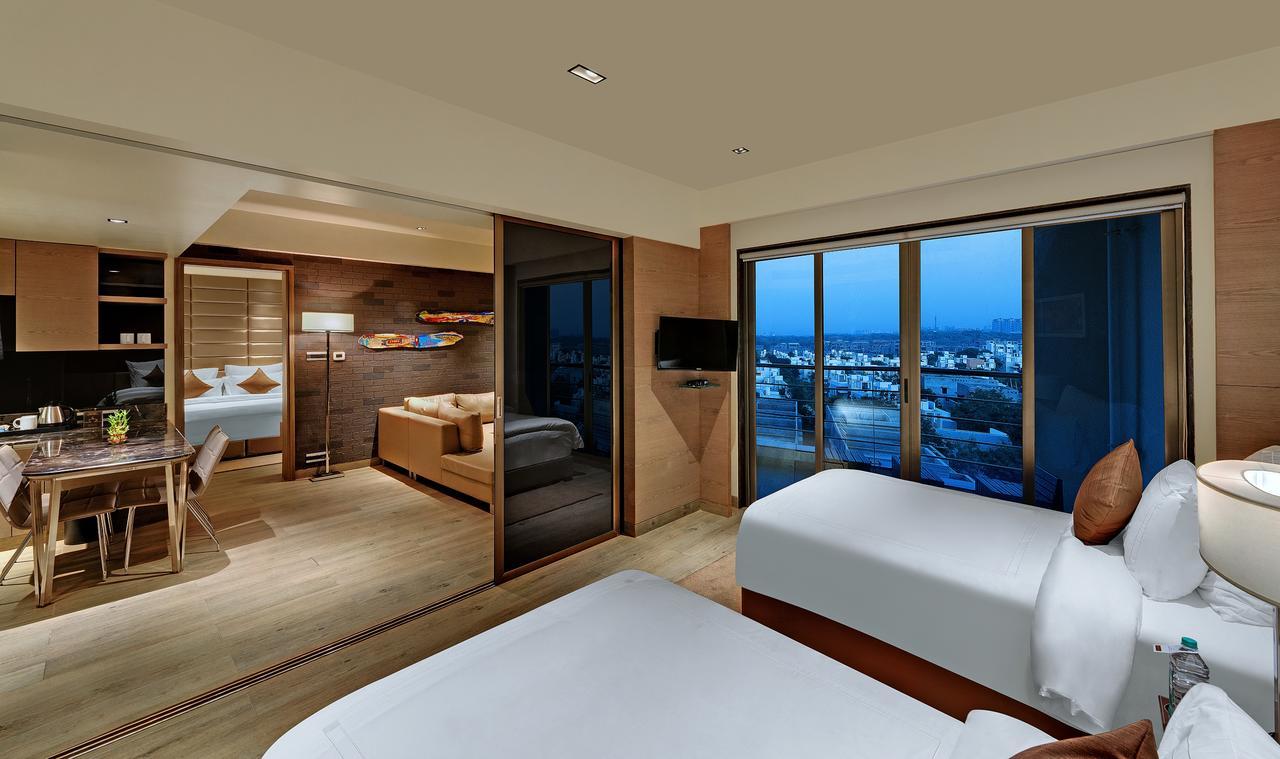Wyndham Ahmedabad Shela Ξενοδοχείο Εξωτερικό φωτογραφία